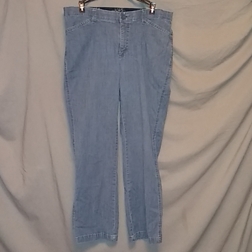Petite Straight Leg Riders By Lee Jeans